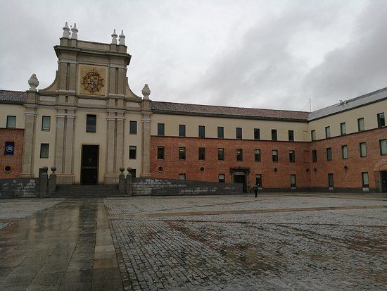 Edificio barocco Cuartel del Conde-Duque